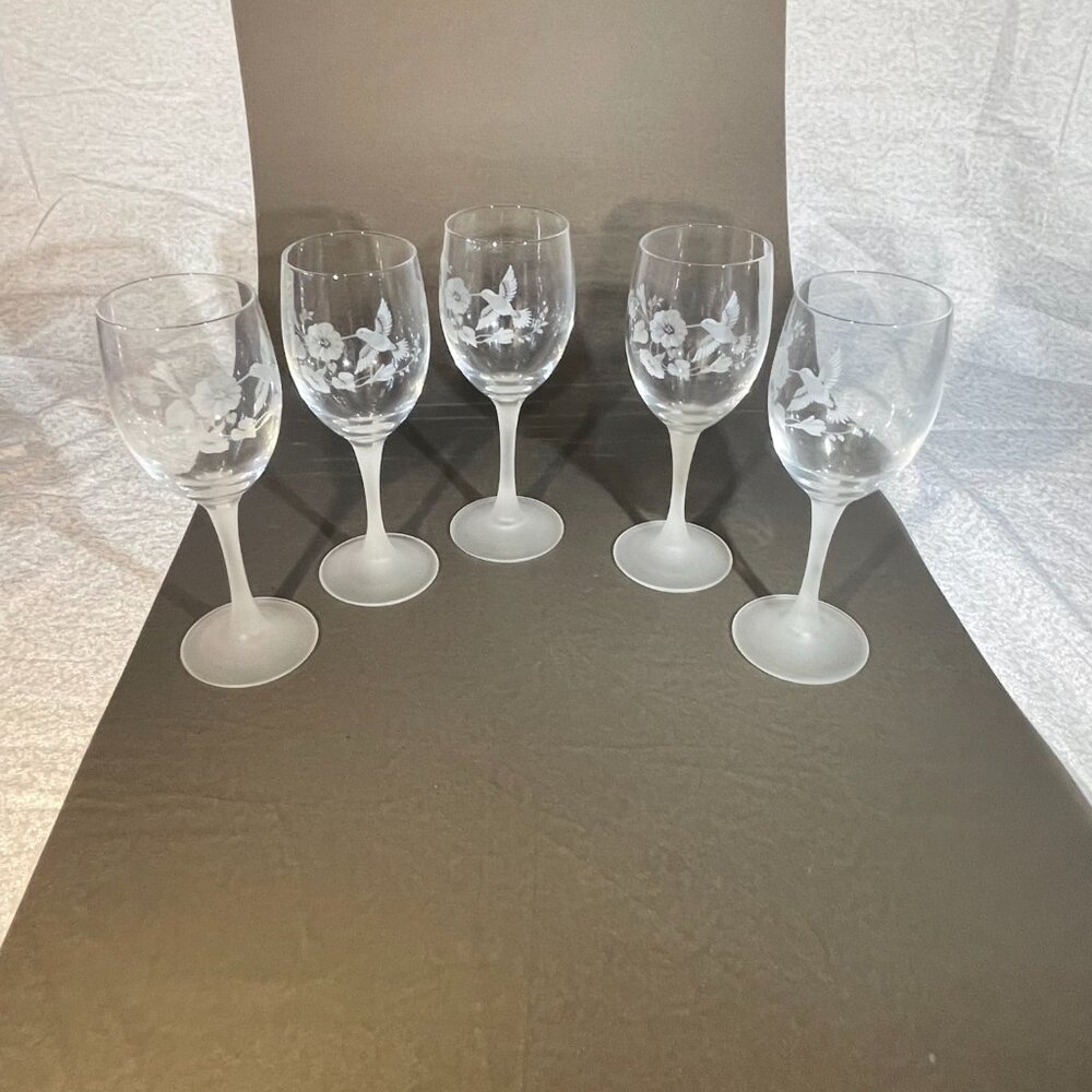 AVON Hummingbird Collection Crystal Wine Glasses Set of 5 Etched (365) - Picture 2 of 3